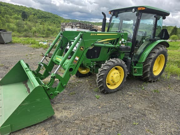 Image of John Deere 5065E equipment image 1