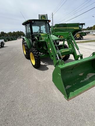 Image of John Deere 5065E equipment image 4
