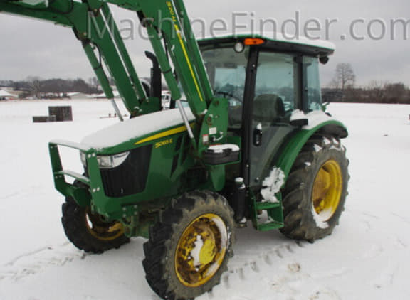 Image of John Deere 5065E equipment image 2