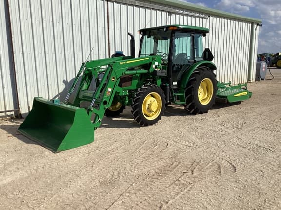 Image of John Deere 5065E equipment image 2