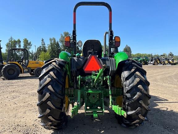 Image of John Deere 5075E equipment image 2