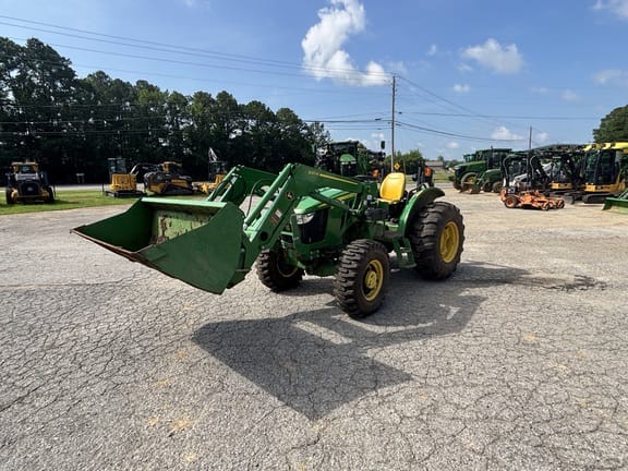 2022 John Deere 5075E Equipment Image0