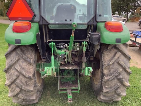 Image of John Deere 5075E equipment image 2