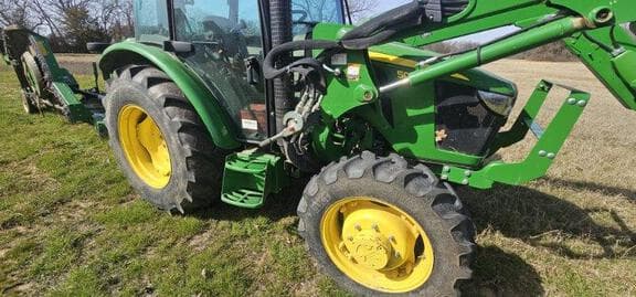 Image of John Deere 5075E equipment image 3
