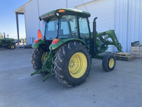 Image of John Deere 5075E equipment image 4