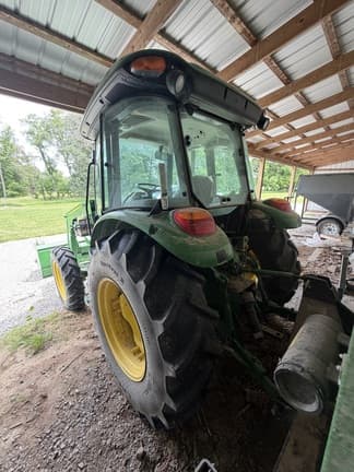 Image of John Deere 5075E equipment image 2