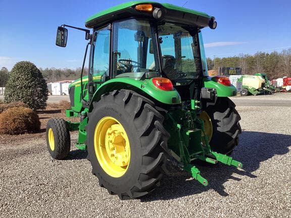 Image of John Deere 5075E equipment image 2