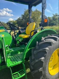 Image of John Deere 5075E equipment image 2