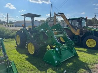 2022 John Deere 5075E Equipment Image0
