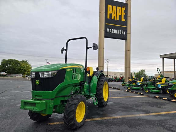 2022 John Deere 5075GV Equipment Image0