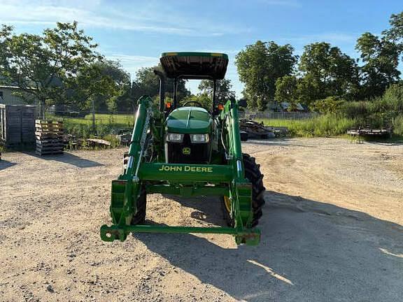 Image of John Deere 5090E equipment image 4