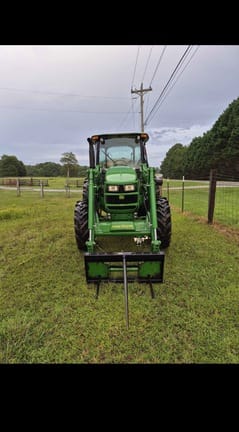 2022 John Deere 5090E Equipment Image0