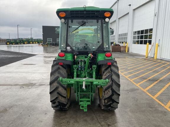 Image of John Deere 5090GN equipment image 3