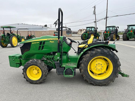 Image of John Deere 5090GN equipment image 1
