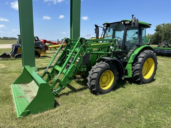 Image of John Deere 5090M equipment image 1