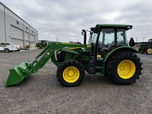 2022 John Deere 5090M Equipment Image0