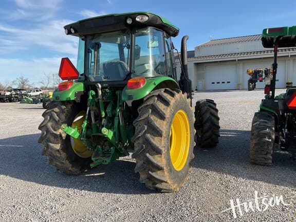 Image of John Deere 5090M equipment image 3