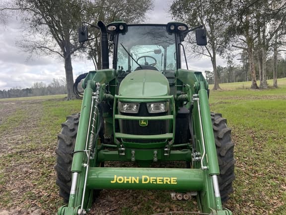 Image of John Deere 5100M equipment image 4