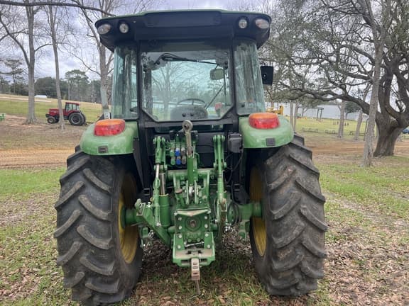 Image of John Deere 5100M equipment image 2