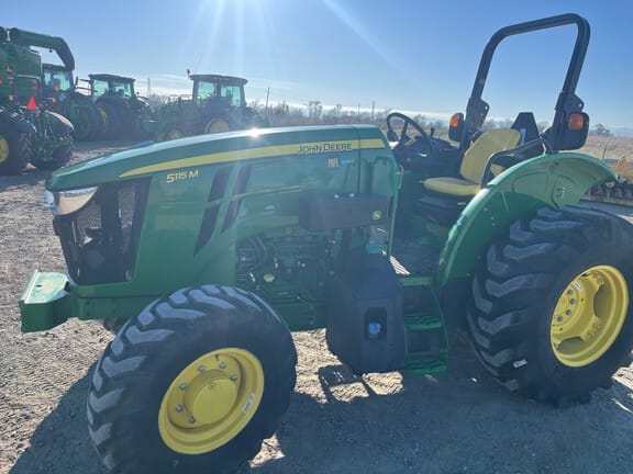 2022 John Deere 5115M Equipment Image0