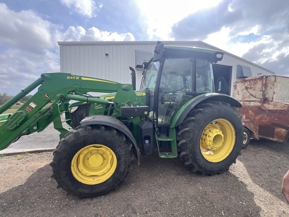 2022 John Deere 5115M Equipment Image0