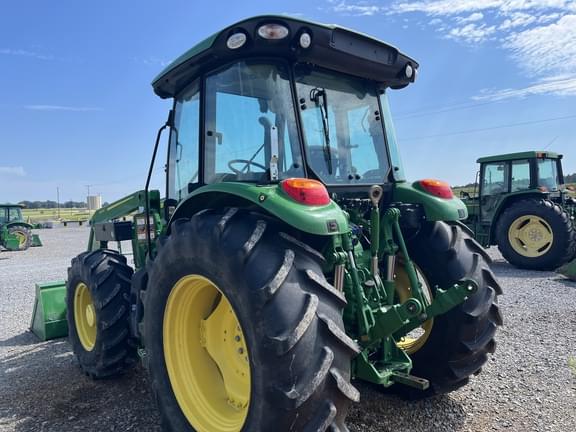 Image of John Deere 5115M equipment image 1