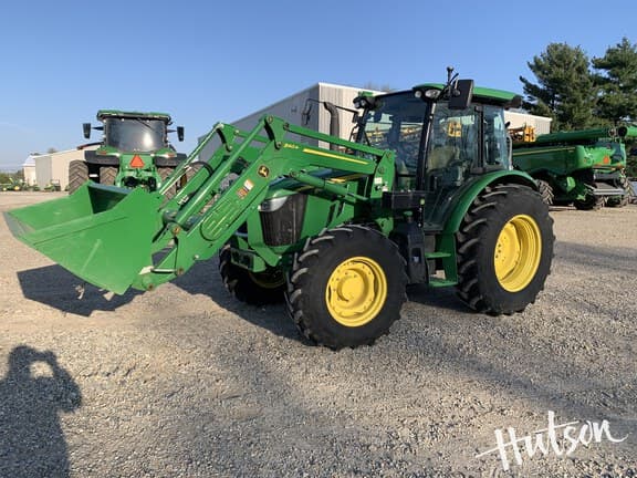 Image of John Deere 5115M equipment image 2