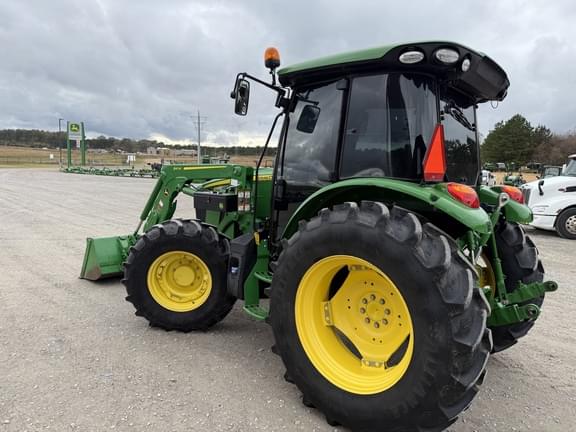 Image of John Deere 5115M equipment image 2