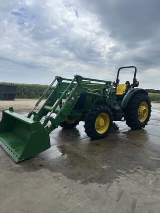 Main image John Deere 5115M