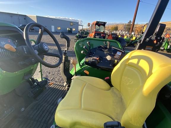 Image of John Deere 5115ML equipment image 4