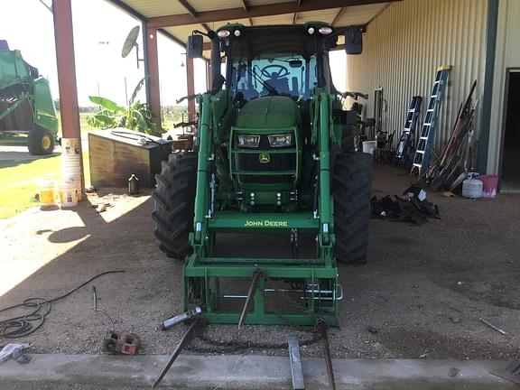 Image of John Deere 5125R equipment image 4