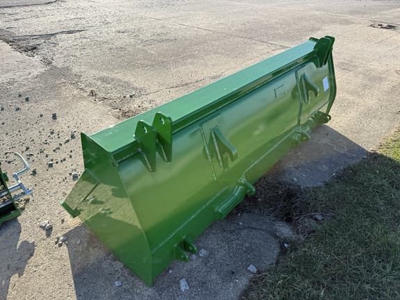 Image of John Deere 540M equipment image 4