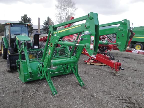 Image of John Deere 540M equipment image 4