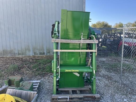 Image of John Deere 540R Primary image