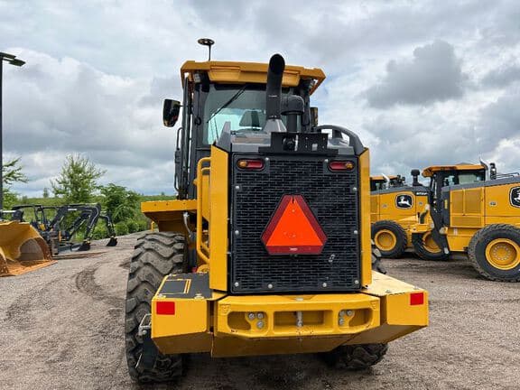 Image of John Deere 544P equipment image 2