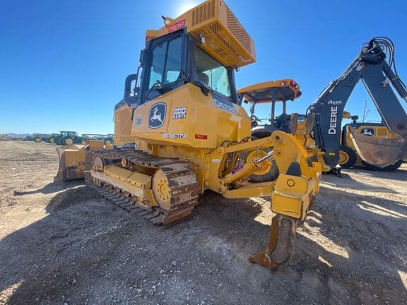 Image of John Deere 550K equipment image 2