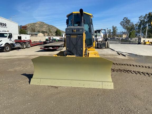 Image of John Deere 550K equipment image 2