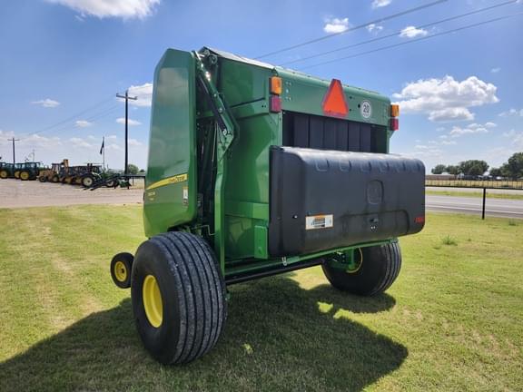 Image of John Deere 560M equipment image 2