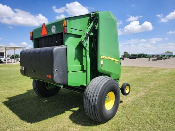 Image of John Deere 560M equipment image 4