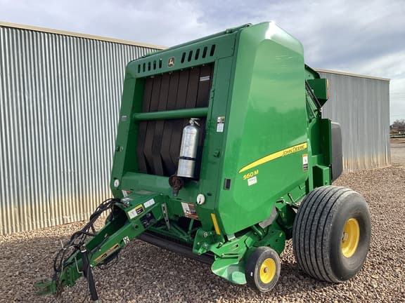 Image of John Deere 560M equipment image 2