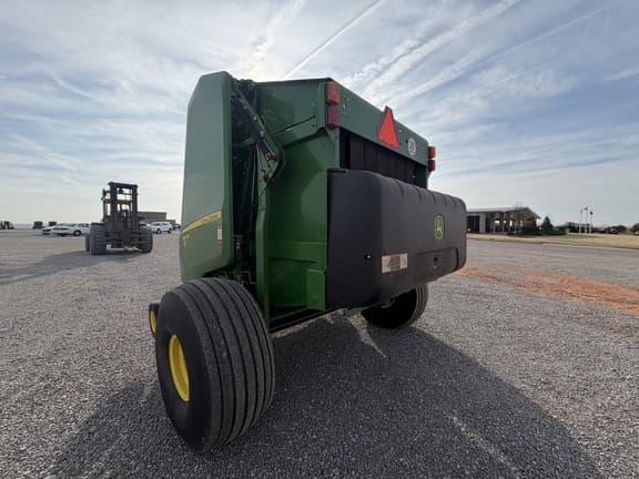 Image of John Deere 560M equipment image 2