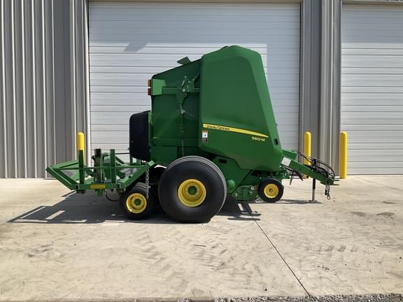 Image of John Deere 560M equipment image 3