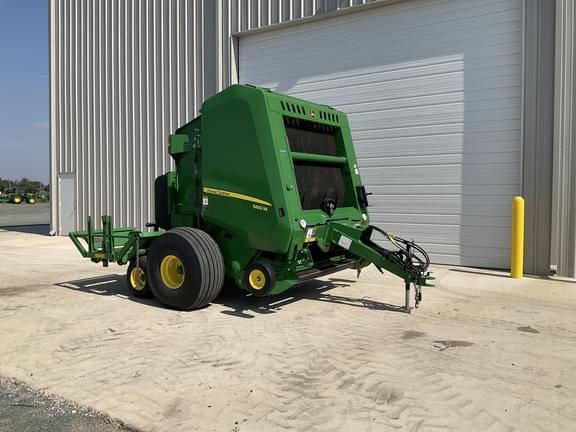 Image of John Deere 560M equipment image 4