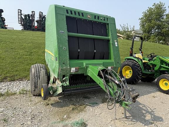 Image of John Deere 560M equipment image 1