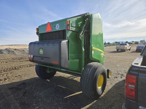 Image of John Deere 560M equipment image 2