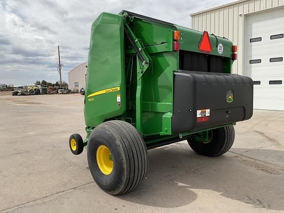 Image of John Deere 560R equipment image 2