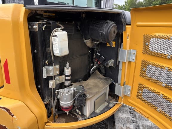 Image of John Deere 60G equipment image 4