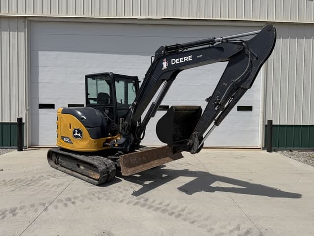 Image of John Deere 60G equipment image 3