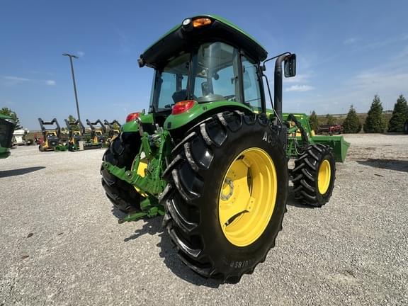 Image of John Deere 6105E equipment image 4