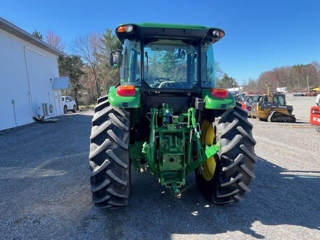 Image of John Deere 6105E equipment image 2